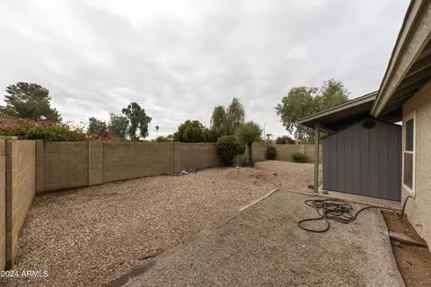 Exterior - 3801 E Monte Cristo Ave, Phoenix, AZ 85032 photo 6 of 14