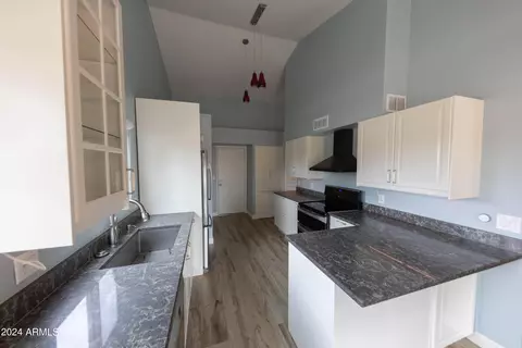 Kitchen - 3801 E Monte Cristo Ave, Phoenix, AZ 85032 photo 12 of 13