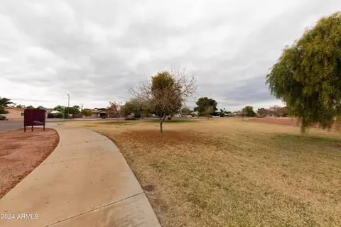 View/Area - 3801 E Monte Cristo Ave, Phoenix, AZ 85032 photo 3 of 4