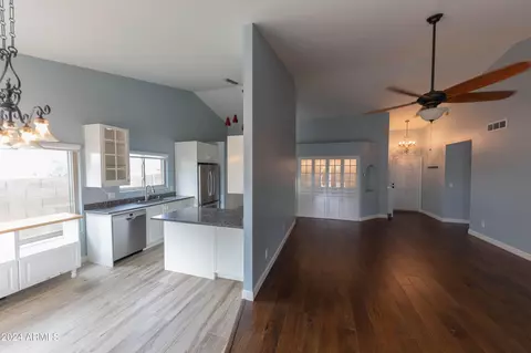 Kitchen - 3801 E Monte Cristo Ave, Phoenix, AZ 85032 photo 4 of 13