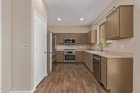 10457 E Flower Ave, Mesa, AZ 85208 photo 8