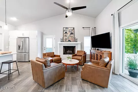 929 E Verde Ln, Tempe, AZ 85284 photo 9