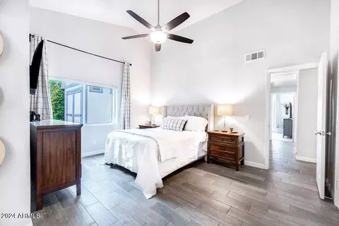 929 E Verde Ln, Tempe, AZ 85284 photo 12