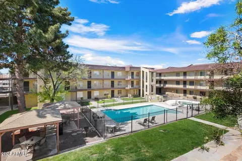461 W Holmes Ave #361, Mesa, AZ 85210