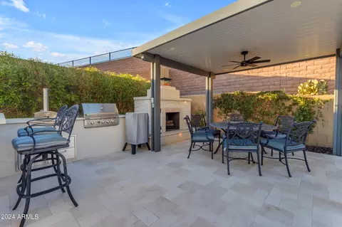 Exterior - 722 E Ashurst Dr, Phoenix, AZ 85048 photo 21 of 28