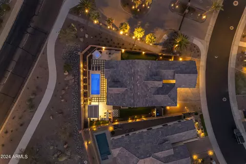 Exterior - 722 E Ashurst Dr, Phoenix, AZ 85048 photo 1 of 28