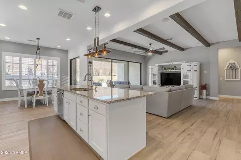 Kitchen - 722 E Ashurst Dr, Phoenix, AZ 85048 photo 2 of 6