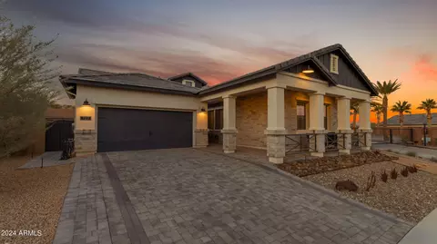 Exterior - 722 E Ashurst Dr, Phoenix, AZ 85048 photo 2 of 28