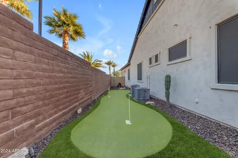 Exterior - 722 E Ashurst Dr, Phoenix, AZ 85048 photo 15 of 28