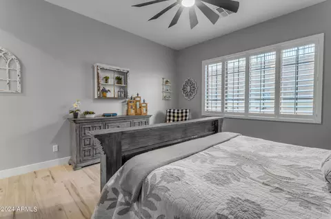 Bedroom - 722 E Ashurst Dr, Phoenix, AZ 85048 photo 2 of 5
