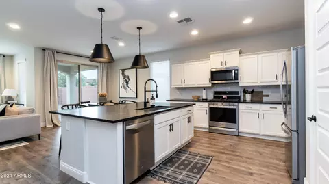25664 N 162nd Dr, Surprise, AZ 85387