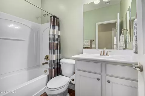 Bath - 2735 E Hickory St, Gilbert, AZ 85298 photo 4 of 4