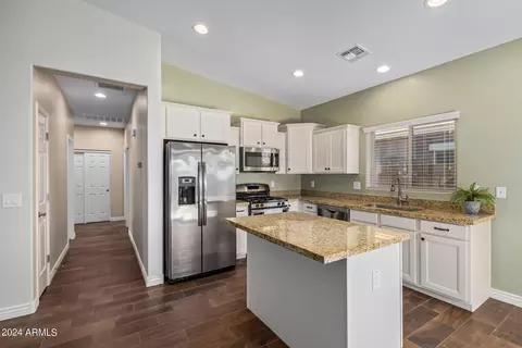 Kitchen - 2735 E Hickory St, Gilbert, AZ 85298 photo 1 of 4