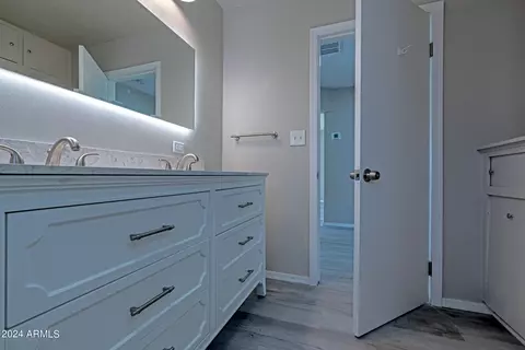 Bath - 5222 E Bornite Ln, Globe, AZ 85501 photo 7 of 7
