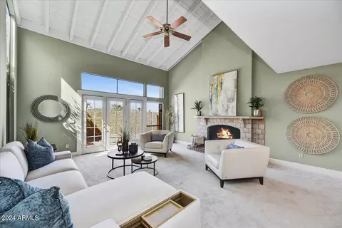 4438 E Camelback Rd #154, Phoenix, AZ 85018