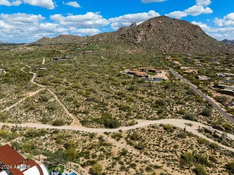 9250 E Jomax Rd #-, Scottsdale, AZ 85262
