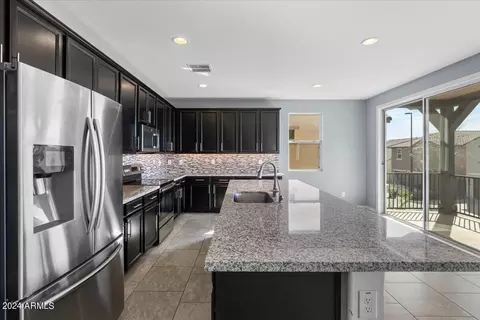 Kitchen - 4288 E Pony Ln, Gilbert, AZ 85295 photo 6 of 6