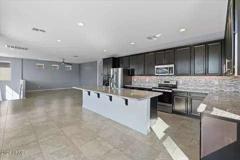 Kitchen - 4288 E Pony Ln, Gilbert, AZ 85295 photo 3 of 6