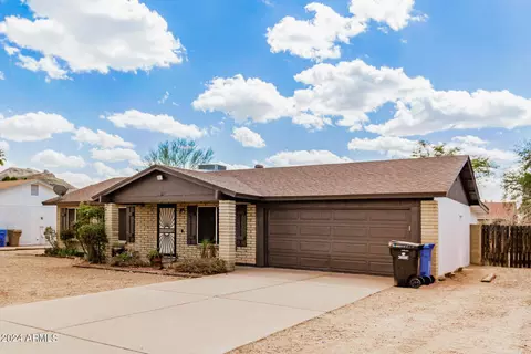 Exterior - 827 E Le Marche Ave, Phoenix, AZ 85022 photo 5 of 11