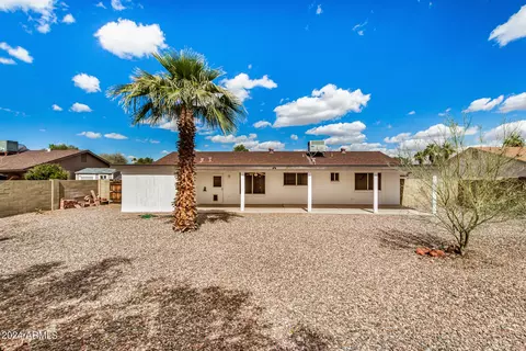 Exterior - 827 E Le Marche Ave, Phoenix, AZ 85022 photo 10 of 11