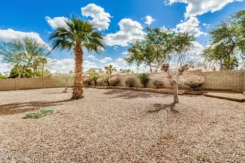 Exterior - 827 E Le Marche Ave, Phoenix, AZ 85022 photo 11 of 11