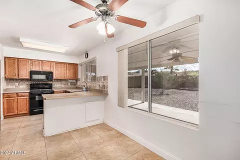 Kitchen - 827 E Le Marche Ave, Phoenix, AZ 85022 photo 1 of 6