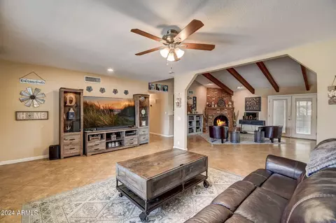 1905 E Juniper Cir, Mesa, AZ 85203 photo 9