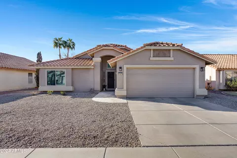 1691 W Venus Way, Chandler, AZ 85224