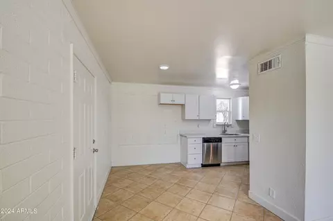 970 N Sonora St, Coolidge, AZ 85128 photo 9