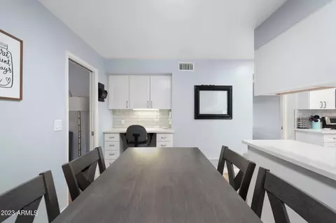 Dining - 228 E Alameda Dr, Tempe, AZ 85282 photo 1 of 3