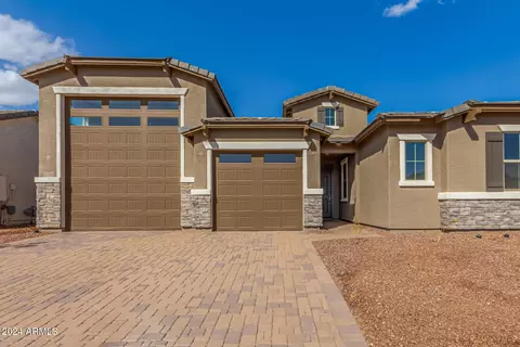 17592 W Running Deer Trl, Surprise, AZ 85387