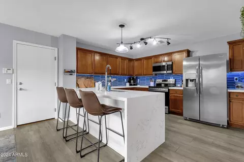 1006 S Sabino Dr, Gilbert, AZ 85296