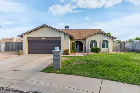 2116 W Silvergate Dr, Chandler, AZ 85224