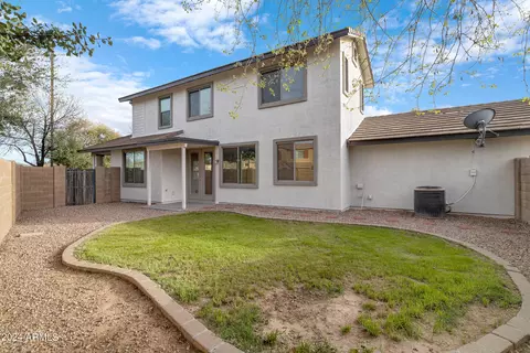 Exterior - 2918 S Cole Dr, Gilbert, AZ 85295 photo 7 of 10