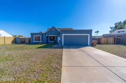7127 W Yucca St, Peoria, AZ 85345