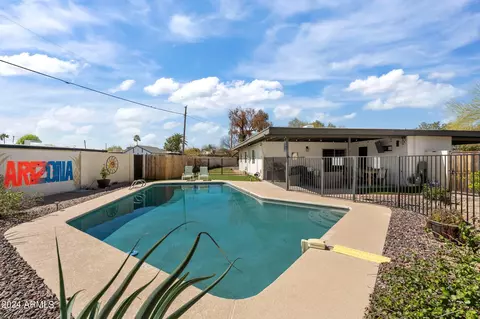 11801 N 37th St, Phoenix, AZ 85028