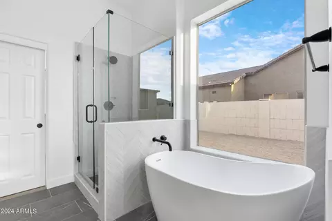 Bath - 434 S Gibson St, Gilbert, AZ 85296 photo 3 of 4