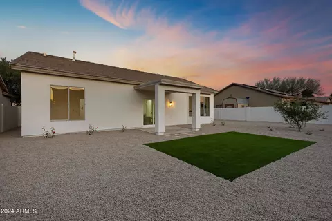 Exterior - 434 S Gibson St, Gilbert, AZ 85296 photo 12 of 17