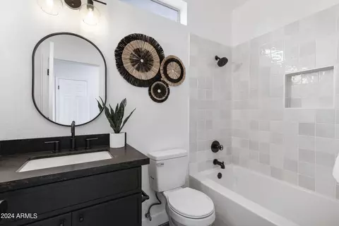 Bath - 434 S Gibson St, Gilbert, AZ 85296 photo 1 of 4