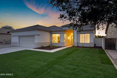 Exterior - 434 S Gibson St, Gilbert, AZ 85296 photo 9 of 17