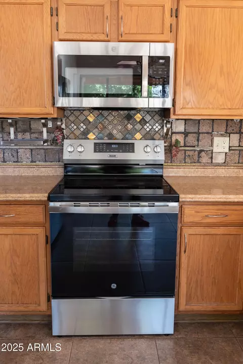 Kitchen - 309 E Page Ave, Gilbert, AZ 85234 photo 2 of 4
