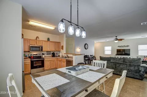 Kitchen - 5567 E Haven Ave, Florence, AZ 85132 photo 1 of 5