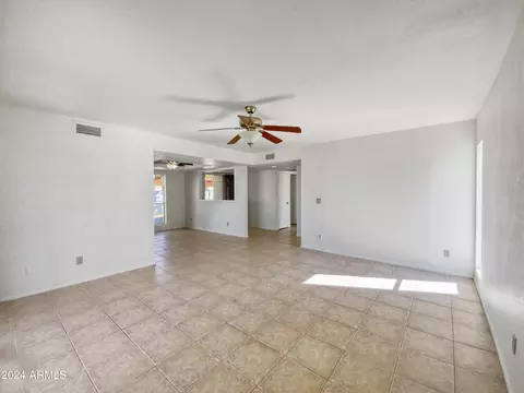 6116 E Minton Pl, Mesa, AZ 85215 photo 2