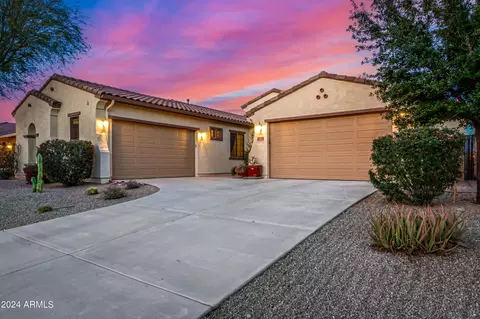 Exterior - 31711 N 15th Dr, Phoenix, AZ 85085 photo 3 of 36