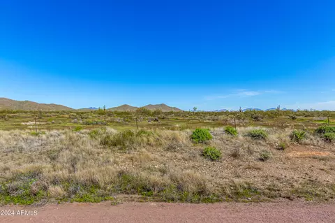 View/Area - 31711 N 15th Dr, Phoenix, AZ 85085 photo 1 of 16
