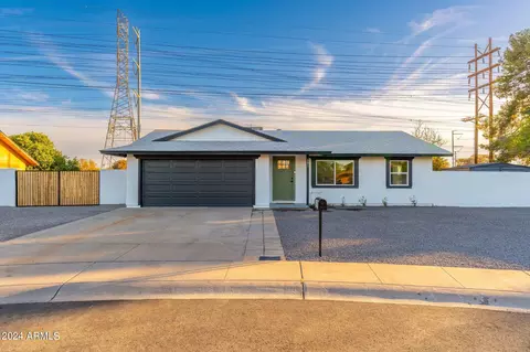601 E Diamond Dr, Tempe, AZ 85283