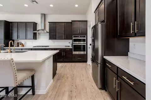 Kitchen - 10314 E Supernova Dr, Mesa, AZ 85212 photo 5 of 8