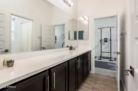 Bath - 10314 E Supernova Dr, Mesa, AZ 85212 photo 4 of 5