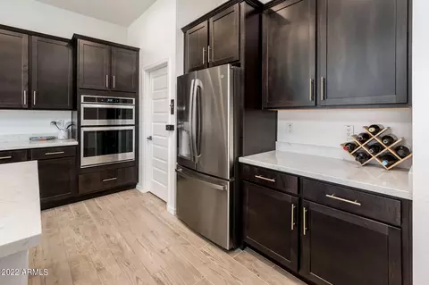 Kitchen - 10314 E Supernova Dr, Mesa, AZ 85212 photo 7 of 8