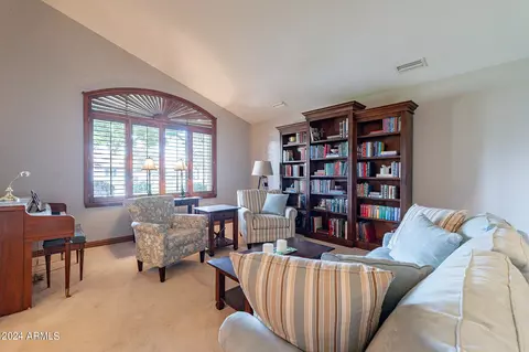 Living - 3910 E Flossmoor Ave, Mesa, AZ 85206 photo 1 of 4